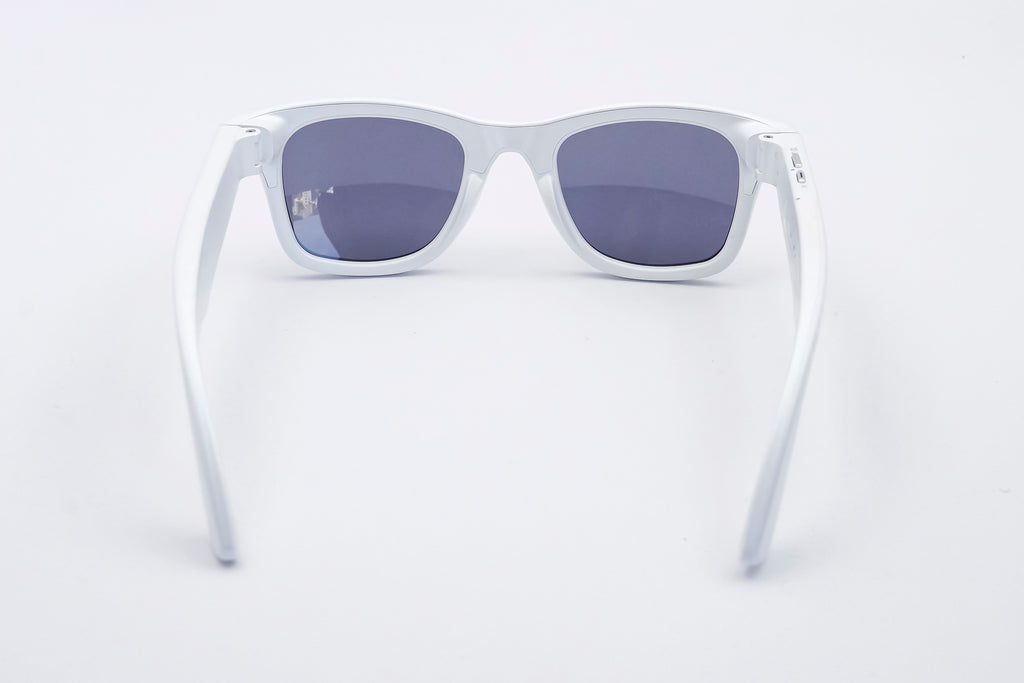 POV One smart sunglasses lifestyle image — hands-free calling